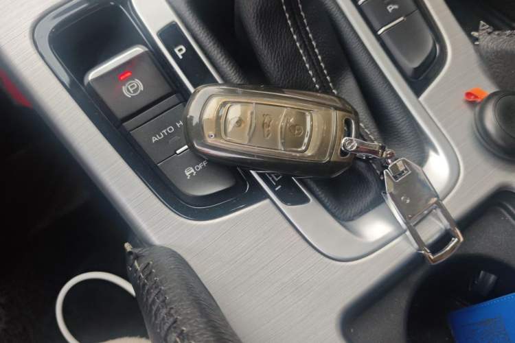 Used Geely Auto Emgrand X7 Sport 2016 1.8TD Automatic Smart Model Vehicle Key