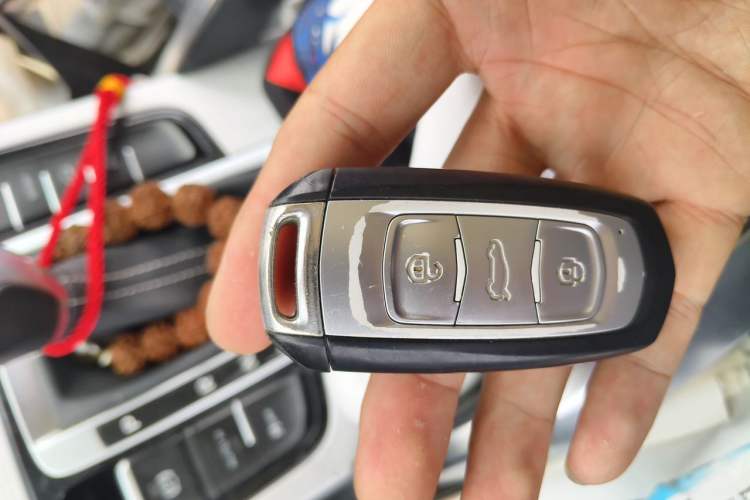 Used Geely Auto Emgrand X7 Sport 2016 1.8TD Automatic Smart Model Vehicle Key