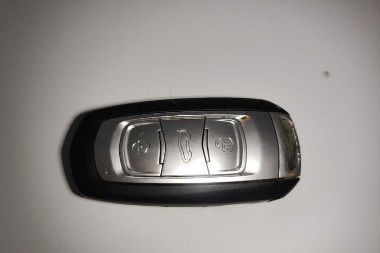 Used Geely Auto Emgrand X7 Sport 2016 1.8TD Automatic ZhiZun Version Vehicle Key