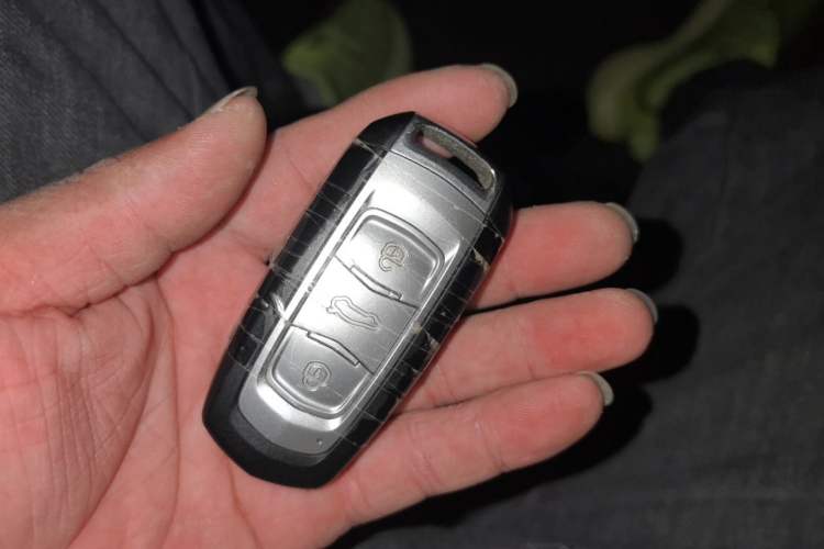 Used Geely Auto Emgrand X7 Sport 2016 1.8TD Automatic Smart Model Vehicle Key