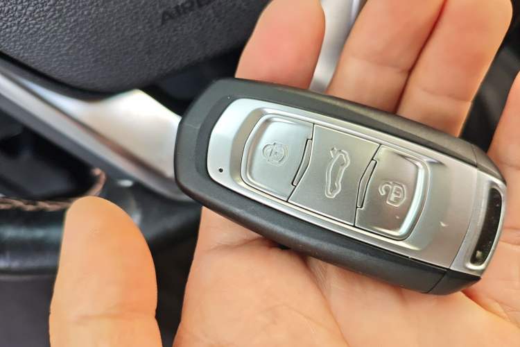Used Geely Auto Emgrand X7 Sport 2016 1.8TD Automatic ZhiZun Version Vehicle Key