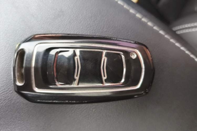 Used Geely Auto Emgrand X7 Sport 2016 1.8TD Manual Smart Edition Vehicle Key