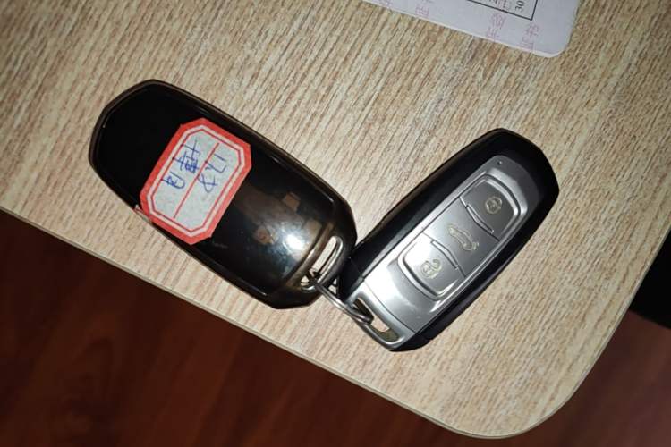 Used Geely Auto Emgrand X7 Sport 2016 2.0L Manual ZhiShang Version Vehicle Key