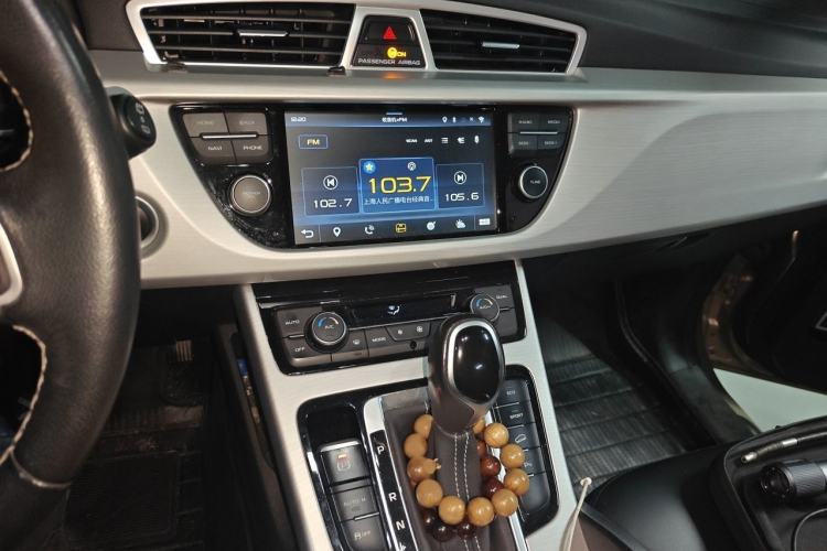 Used Geely Auto Emgrand X7 Sport 2016 1.8TD Automatic ZhiShang Model Audio And AC Panel