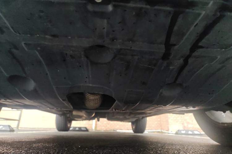 Used Geely Auto Emgrand X7 Sport 2016 2.0L Manual Smart Connect Version Chassis Front