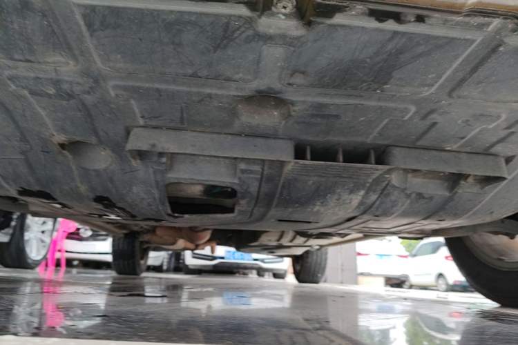 Used Geely Auto Emgrand X7 Sport 2016 1.8TD Automatic ZhiShang Model Chassis Front
