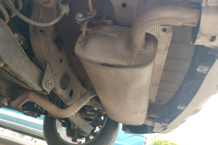 Used Geely Auto Emgrand X7 Sport 2016 2.0L Manual ZhiShang Version Chassis Rear Left