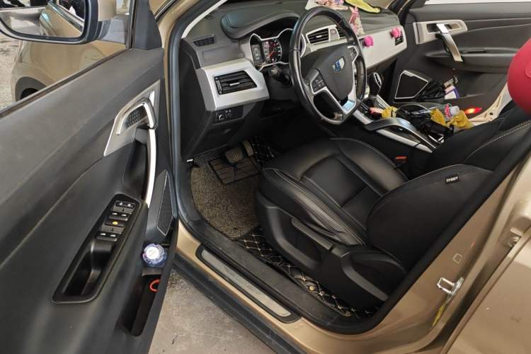 Used Geely Auto Emgrand X7 Sport 2016 1.8TD Automatic ZhiShang Model Driver Seat