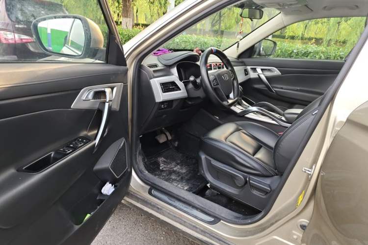 Used Geely Auto Emgrand X7 Sport 2016 1.8TD Automatic Smart Connectivity Version Driver Seat