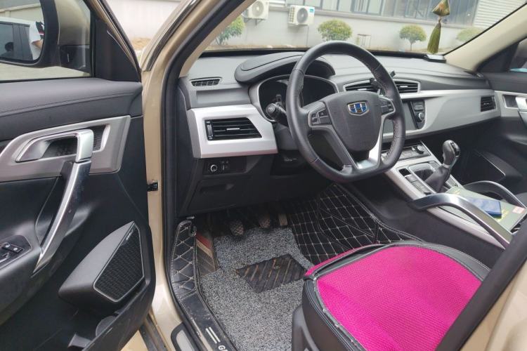 Used Geely Auto Emgrand X7 Sport 2016 2.0L Manual ZhiShang Version Driver Seat