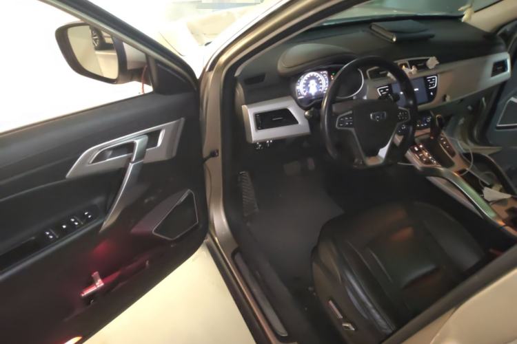 Used Geely Auto Emgrand X7 Sport 2016 1.8TD Automatic Smart Model Driver Seat