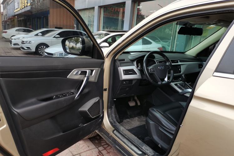 Used Geely Auto Emgrand X7 Sport 2016 1.8TD Automatic Smart Connectivity Version Driver Seat