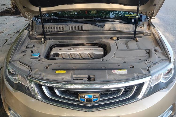 Used Geely Auto Emgrand X7 Sport 2016 1.8TD Automatic All-Wheel-Drive ZhiZun Edition Engine Bay