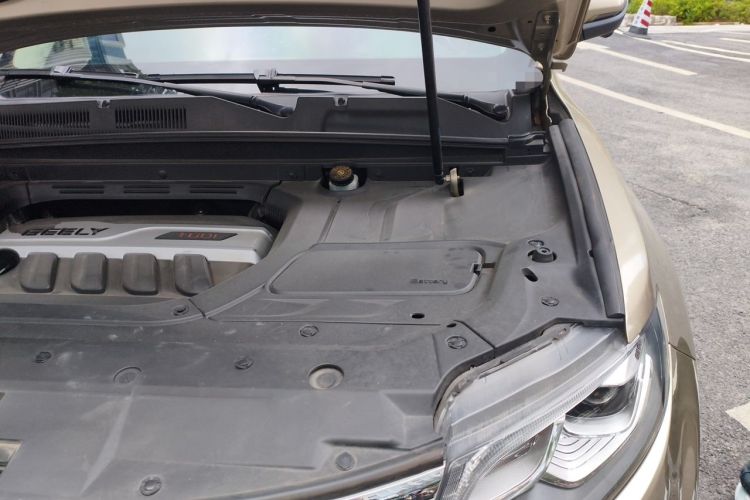 Used Geely Auto Emgrand X7 Sport 2016 1.8TD Automatic ZhiZun Version Engine Bay Left