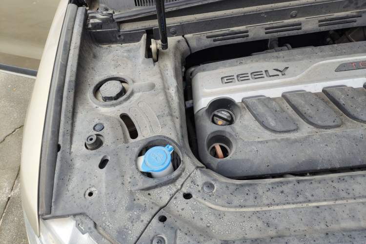 Used Geely Auto Emgrand X7 Sport 2016 1.8TD Automatic Smart Connectivity Version Engine Bay Right
