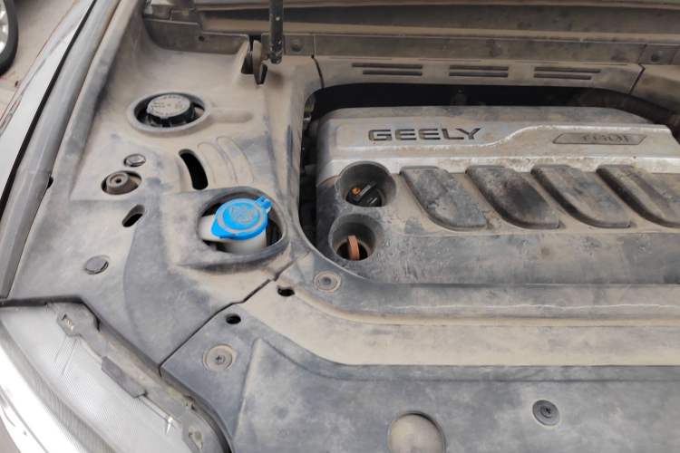 Used Geely Auto Emgrand X7 Sport 2016 1.8TD Automatic Smart Model Engine Bay Right