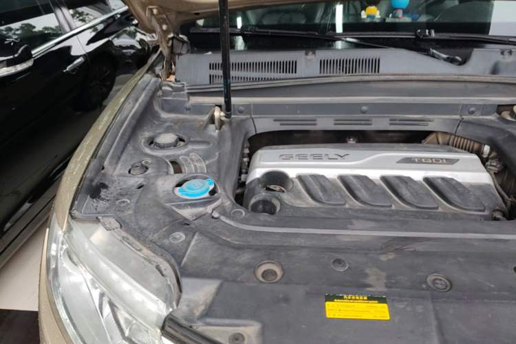 Used Geely Auto Emgrand X7 Sport 2016 1.8TD Automatic ZhiShang Model Engine Bay Right