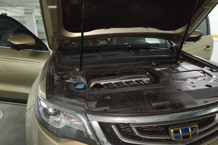 Used Geely Auto Emgrand X7 Sport 2016 1.8TD Automatic All-Wheel Drive Smart Version Engine Bay Right