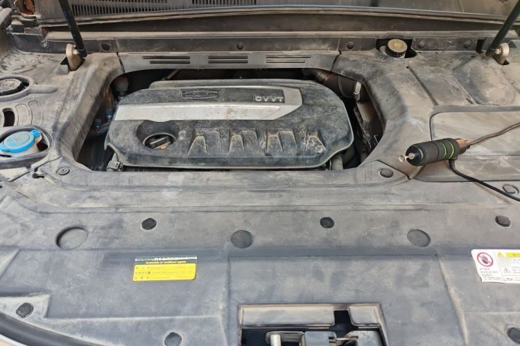 Used Geely Auto Emgrand X7 Sport 2016 2.0L Manual ZhiShang Version Engine Bay