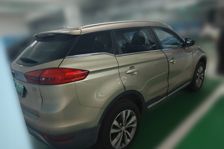 Used Geely Auto Emgrand X7 Sport 2016 1.8TD Automatic ZhiShang Model Exterior 5