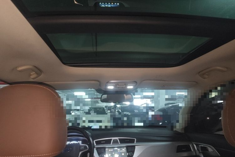 Used Geely Auto Emgrand X7 Sport 2016 1.8TD Automatic All-Wheel Drive Smart Version Headliner