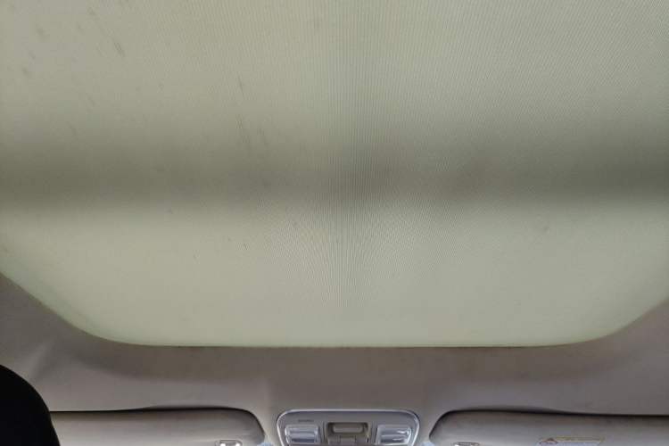 Used Geely Auto Emgrand X7 Sport 2016 1.8TD Automatic Smart Connectivity Version Headliner