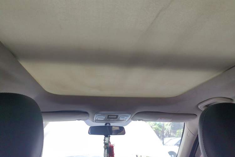 Used Geely Auto Emgrand X7 Sport 2016 1.8TD Automatic Smart Connectivity Version Headliner