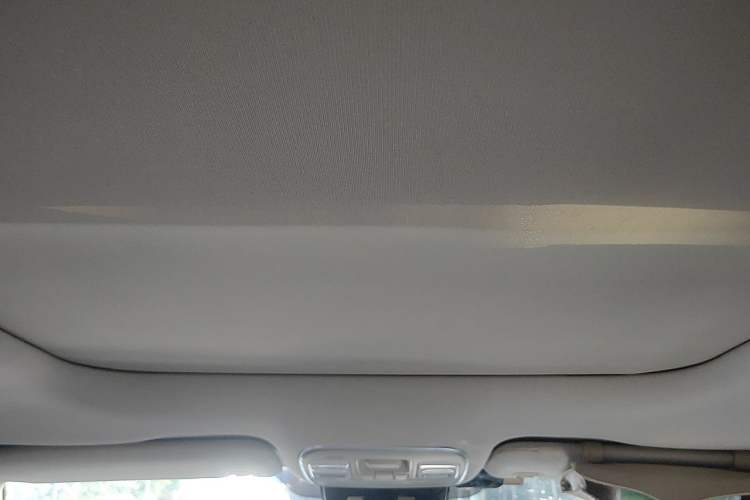 Used Geely Auto Emgrand X7 Sport 2016 1.8TD Automatic All-Wheel-Drive ZhiZun Edition Headliner