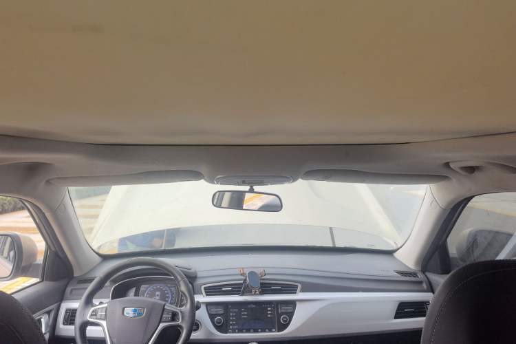 Used Geely Auto Emgrand X7 Sport 2016 1.8TD Automatic Smart Connectivity Version Headliner