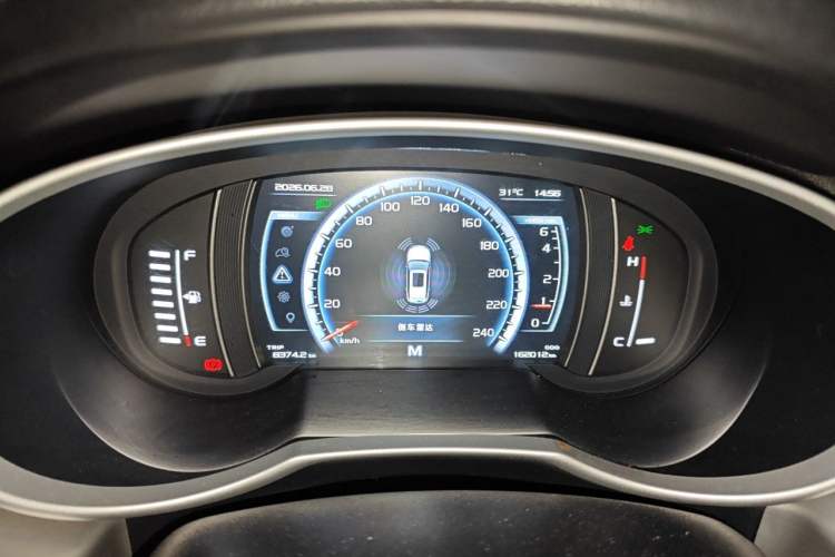 Used Geely Auto Emgrand X7 Sport 2016 1.8TD Manual Smart Edition Instrument Cluster