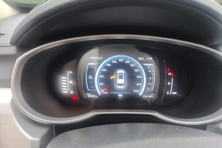 Used Geely Auto Emgrand X7 Sport 2016 2.0L Manual Smart Connect Version Instrument Cluster