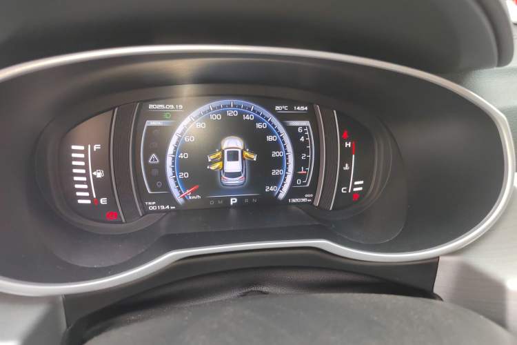 Used Geely Auto Emgrand X7 Sport 2016 1.8TD Automatic Smart Model Instrument Cluster