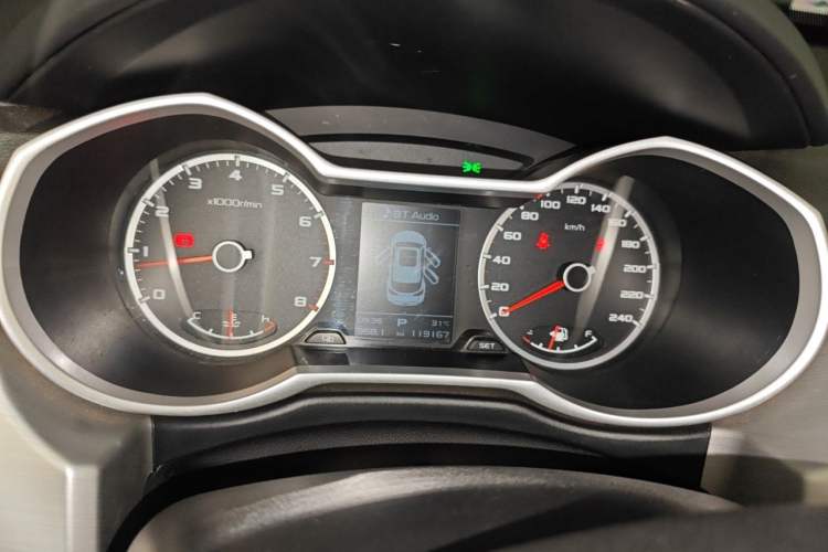 Used Geely Auto Emgrand X7 Sport 2016 1.8TD Automatic ZhiShang Model Instrument Cluster