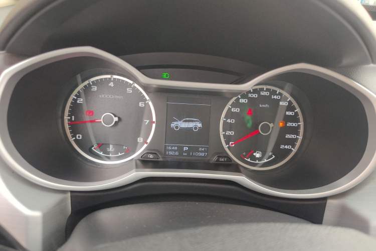 Used Geely Auto Emgrand X7 Sport 2016 1.8TD Automatic ZhiShang Model Instrument Cluster