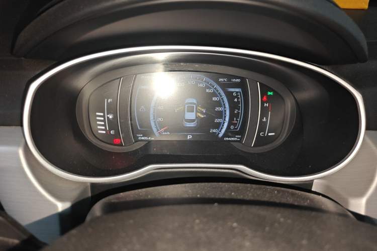 Used Geely Auto Emgrand X7 Sport 2016 1.8TD Automatic ZhiShang Model Instrument Cluster