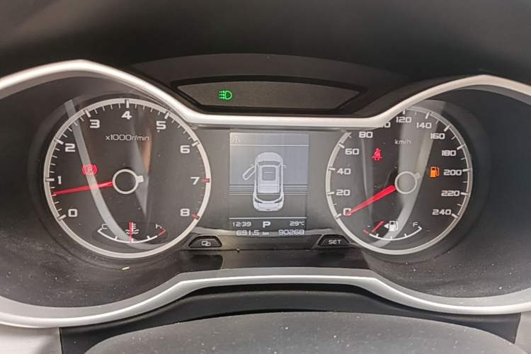 Used Geely Auto Emgrand X7 Sport 2016 1.8TD Automatic ZhiShang Model Instrument Cluster