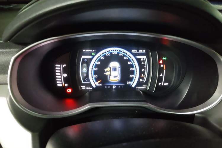 Used Geely Auto Emgrand X7 Sport 2016 1.8TD Automatic All-Wheel Drive Smart Version Instrument Cluster