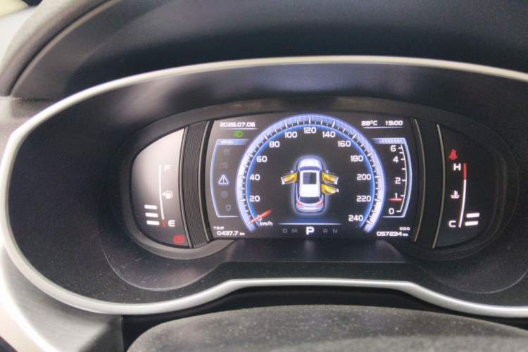 Used Geely Auto Emgrand X7 Sport 2016 1.8TD Automatic ZhiZun Version Instrument Cluster