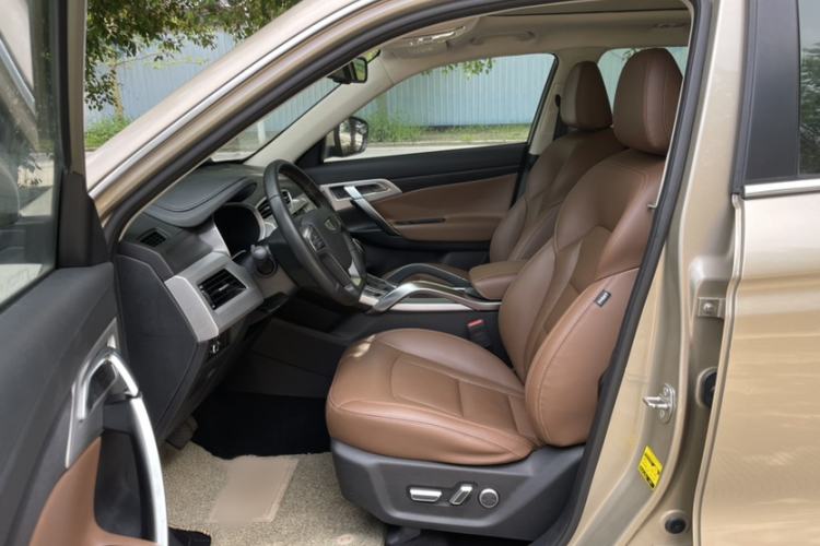 Used Geely Auto Emgrand X7 Sport 2016 1.8TD Automatic ZhiZun Version Interior 3