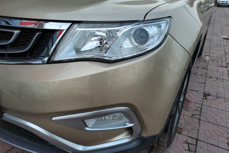 Used Geely Auto Emgrand X7 Sport 2016 1.8TD Automatic Smart Connectivity Version Left Front Headlight