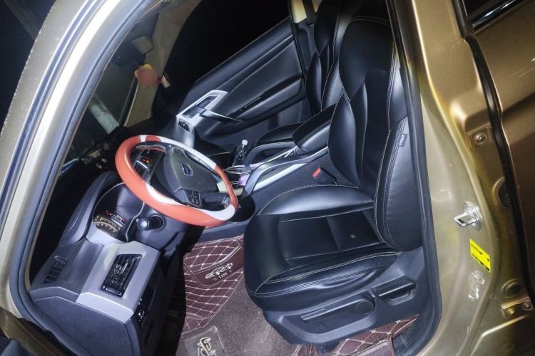 Used Geely Auto Emgrand X7 Sport 2016 1.8TD Automatic Smart Connectivity Version Left Front Seat