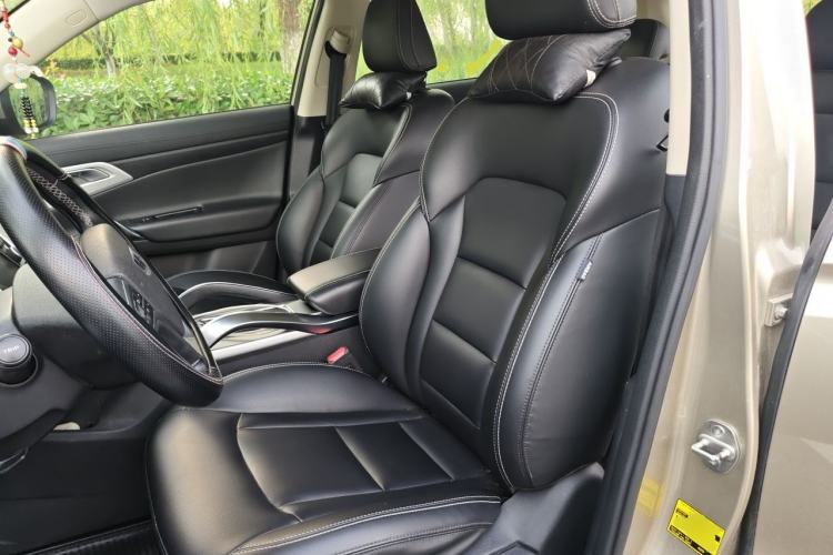 Used Geely Auto Emgrand X7 Sport 2016 1.8TD Automatic Smart Connectivity Version Left Front Seat