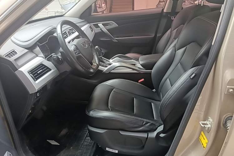 Used Geely Auto Emgrand X7 Sport 2016 1.8TD Automatic ZhiShang Model Left Front Seat