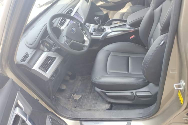 Used Geely Auto Emgrand X7 Sport 2016 2.0L Manual ZhiShang Version Left Front Seat