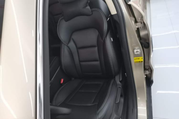 Used Geely Auto Emgrand X7 Sport 2016 1.8TD Automatic Smart Connectivity Version Left Front Seat
