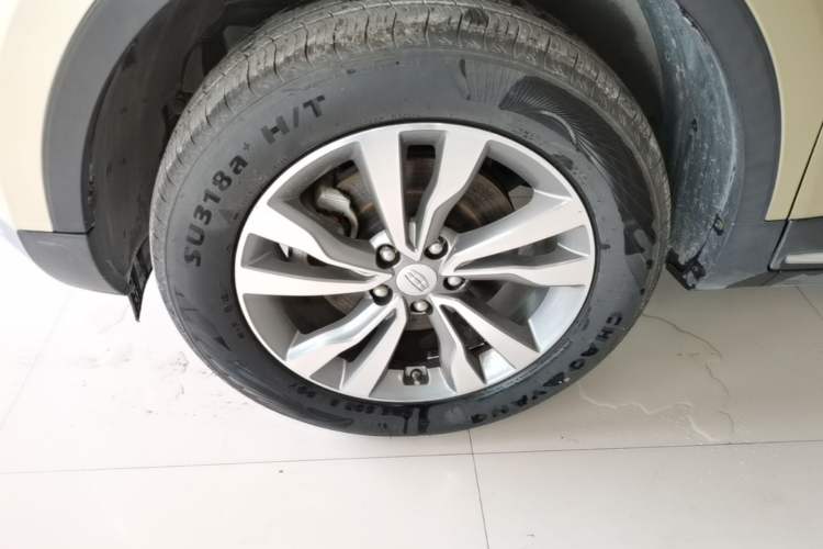 Used Geely Auto Emgrand X7 Sport 2016 1.8TD Automatic Smart Connectivity Version Left Front Wheel Hub