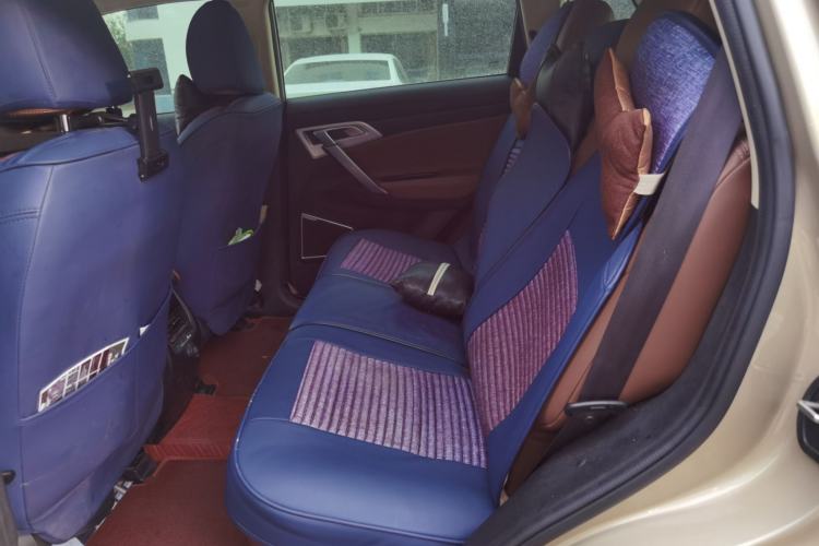Used Geely Auto Emgrand X7 Sport 2016 1.8TD Automatic ZhiZun Version Left Rear Seat