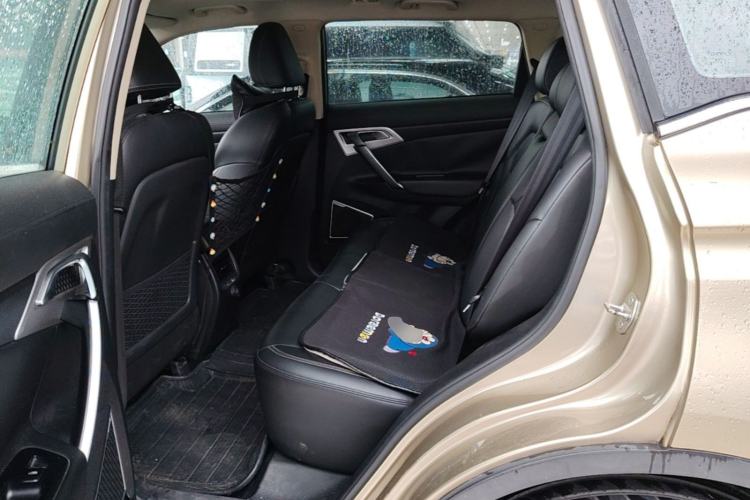 Used Geely Auto Emgrand X7 Sport 2016 1.8TD Automatic ZhiShang Model Left Rear Seat
