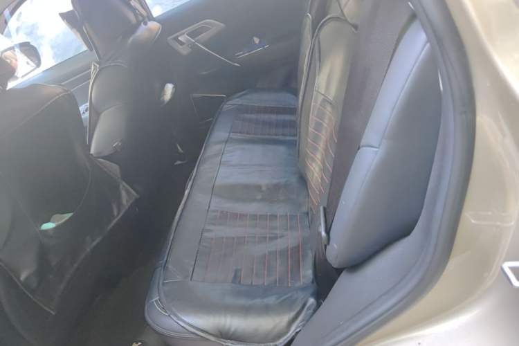 Used Geely Auto Emgrand X7 Sport 2016 1.8TD Automatic Smart Model Left Rear Seat