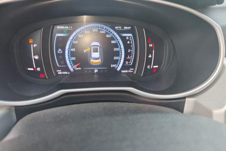 Used Geely Auto Emgrand X7 Sport 2016 1.8TD Automatic Smart Connectivity Version Odometer Close Up